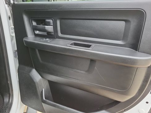 Used 2018 RAM 1500 Express w/ Express Value Package RWD image 25
