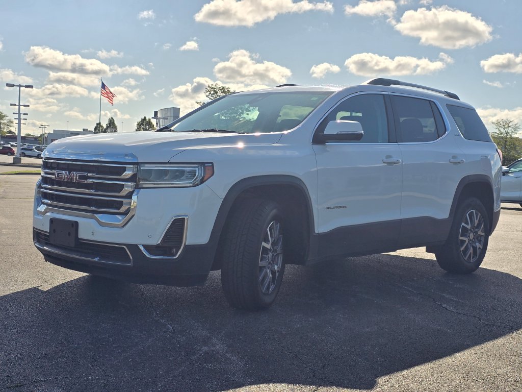 Used 2023 GMC Acadia SLT FWD image 11