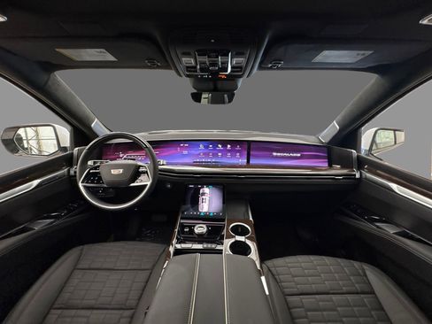 New 2025 Cadillac Escalade ESV Sport Platinum image 23