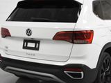 Used 2022 Volkswagen Taos SE image 3