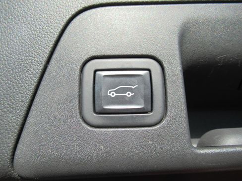 Used 2022 Buick Envision Preferred FWD image 32