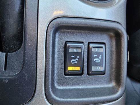 Used 2014 Nissan Juke SL image 16