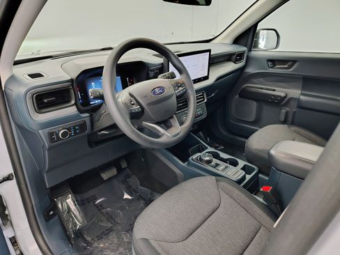 Used 2025 Ford Maverick XLT w/ Black Appearance Package AWD/4WD image 43