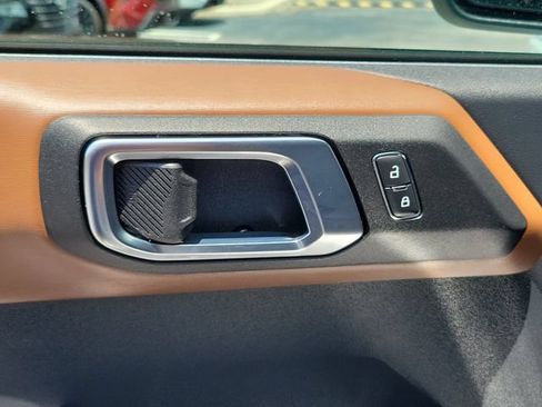 Used 2024 Ford Bronco Outer Banks AWD/4WD image 22