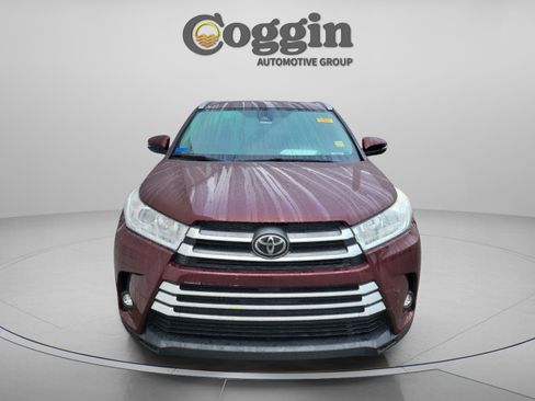 Used 2017 Toyota Highlander XLE image 7