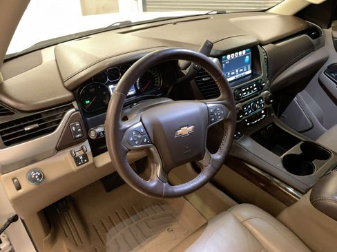 Used 2016 Chevrolet Tahoe LT image 4
