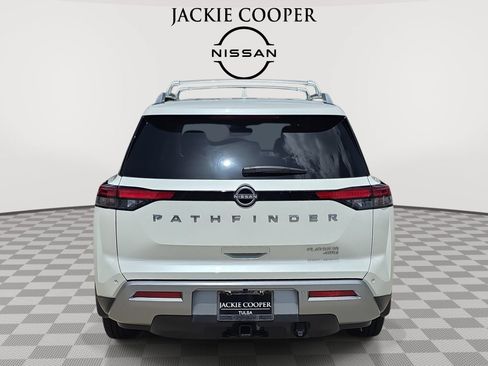 Certified 2024 Nissan Pathfinder Platinum w/ Cargo Package AWD/4WD image 6