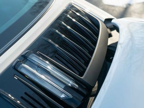 Used 2025 Porsche 911 Targa 4 GTS image 39