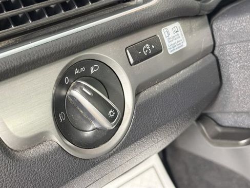 Used 2014 Volkswagen Passat TDI SE FWD image 10