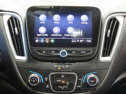 Used 2024 Chevrolet Malibu LS image 11