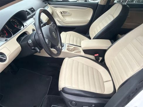 Used 2012 Volkswagen CC Sport image 10