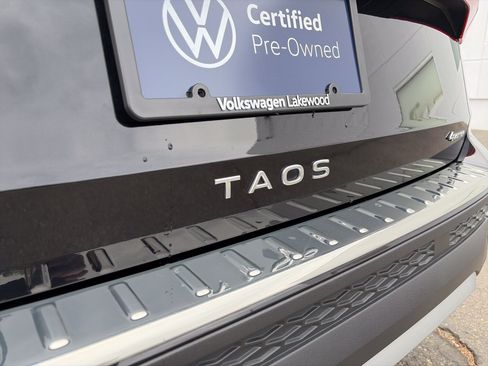 Certified 2024 Volkswagen Taos SE AWD/4WD image 28