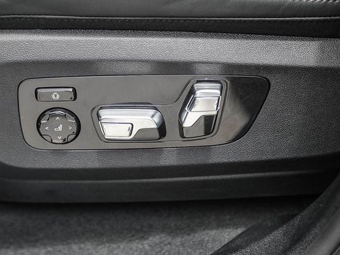 Used 2026 BMW X6 M60i AWD/4WD image 21