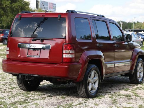 Used 2009 Jeep Liberty Limited w/ Premium Group AWD/4WD image 9