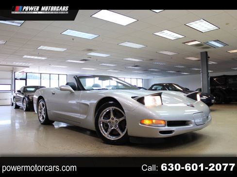 Used 2004 Chevrolet Corvette Convertible w/ Preferred Equipment Group RWD image 1