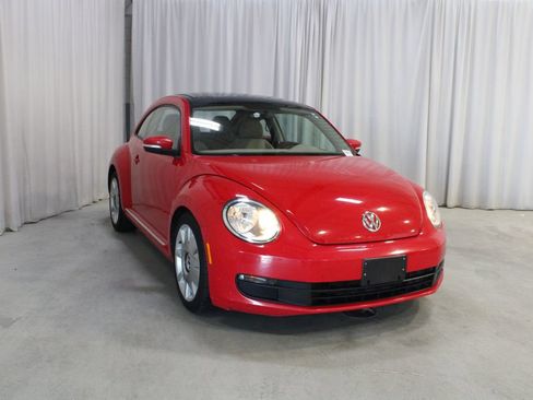 Used 2012 Volkswagen Beetle 2.5 FWD image 35