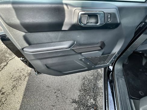 New 2025 Ford Bronco Badlands image 15