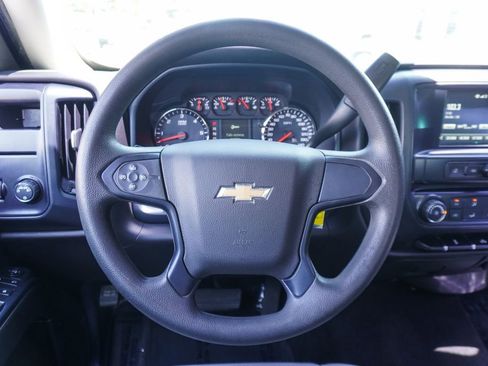 Used 2018 Chevrolet Silverado 1500 Custom w/ Custom Value Package RWD image 12