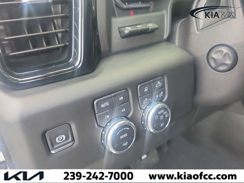 Used 2025 GMC Sierra 1500 AT4 w/ AT4 Premium Package AWD/4WD image 25