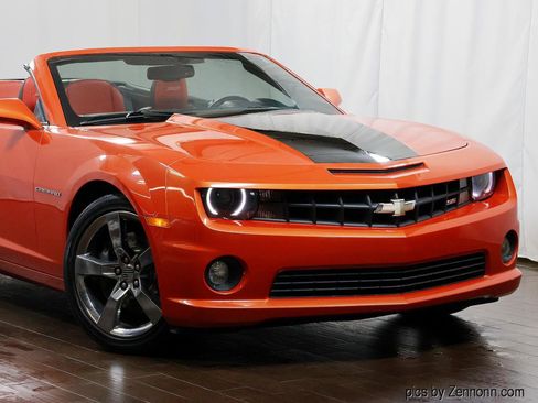 Used 2012 Chevrolet Camaro SS w/ RS Package RWD image 2