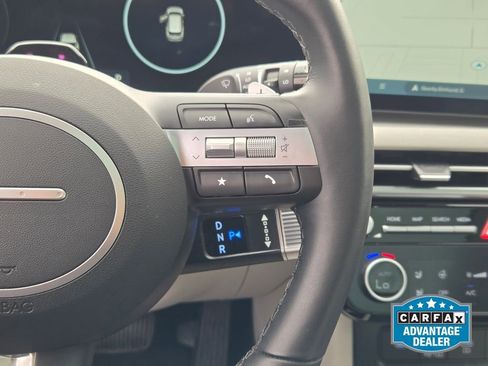 Certified 2025 Hyundai Tucson Limited AWD/4WD image 32