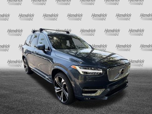 Used 2025 Volvo XC90 B5 Ultra w/ Protection Package AWD/4WD image 2