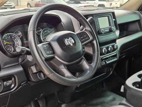 Used 2019 RAM 3500 Tradesman RWD image 9