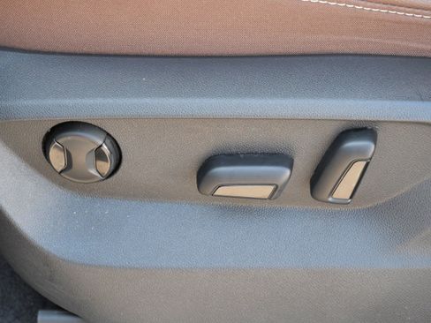 Used 2022 Volkswagen Atlas SE image 20