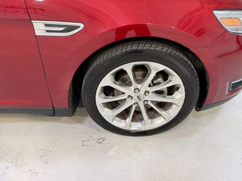 Used 2014 Ford Taurus Limited w/ Equipment Group 301A image 30