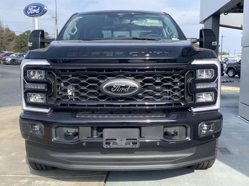 New 2026 Ford F350 Lariat w/ Black Appearance Package image 9