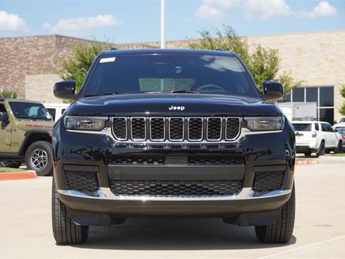 New 2025 Jeep Grand Cherokee L Laredo w/ Luxury Tech Group I image 2
