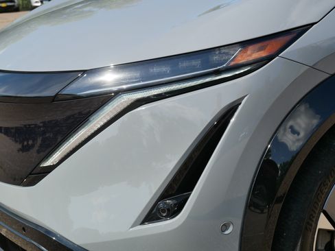Certified 2023 Nissan Ariya AWD/4WD image 16
