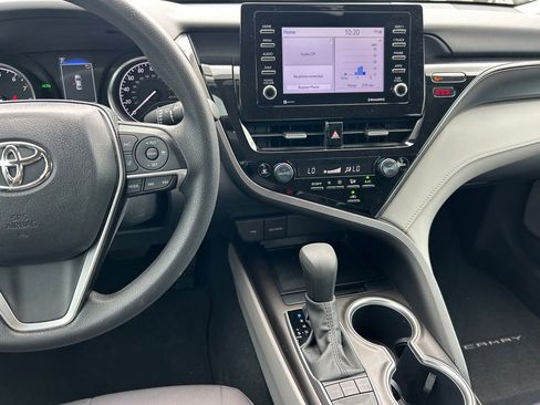 Used 2024 Toyota Camry LE w/ Convenience Package image 16