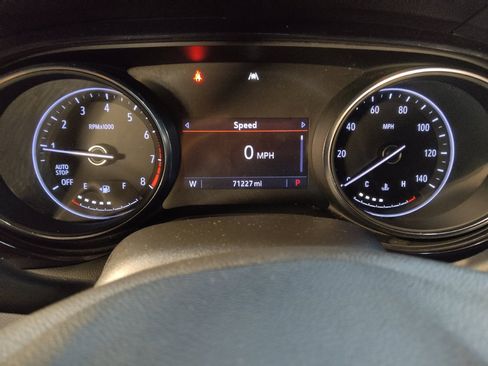 Used 2021 Buick Encore GX Select FWD image 23