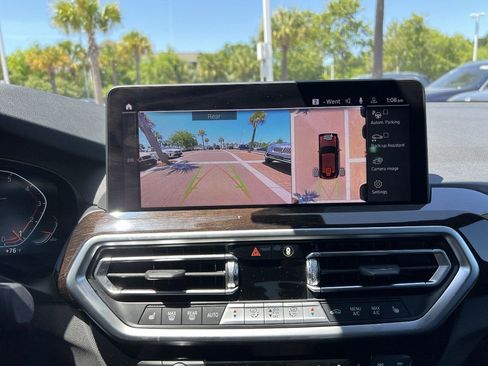 Certified 2025 BMW X4 xDrive30i AWD/4WD image 25