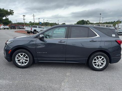 Used 2023 Chevrolet Equinox LT FWD image 3