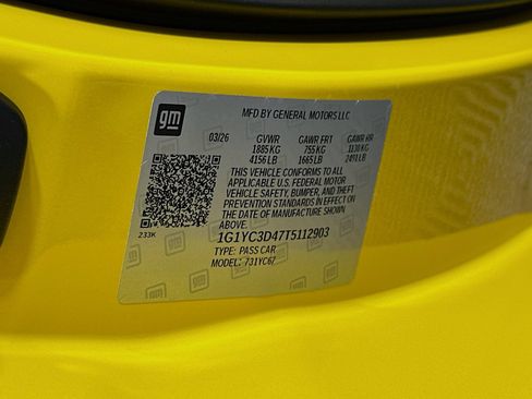Used 2026 Chevrolet Corvette Stingray Premium Conv w/ Z51 Performance Package RWD image 29