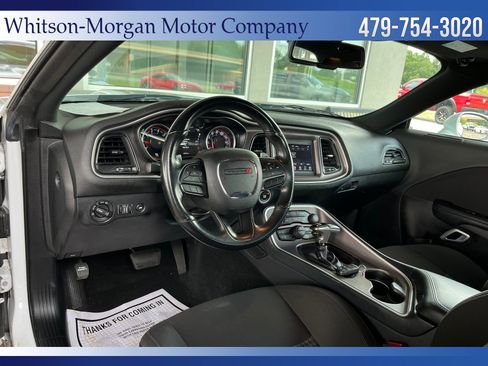 Used 2022 Dodge Challenger R/T image 10