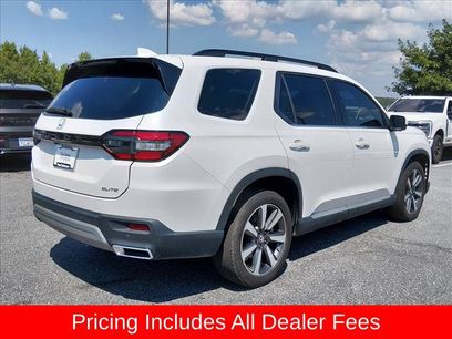 Used 2025 Honda Pilot Elite