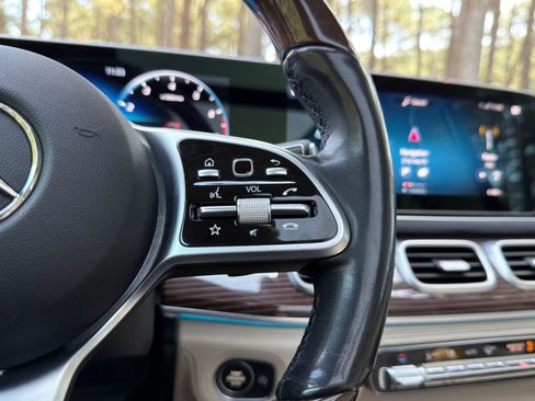 Certified 2022 Mercedes-Benz GLE 450 4MATIC image 26