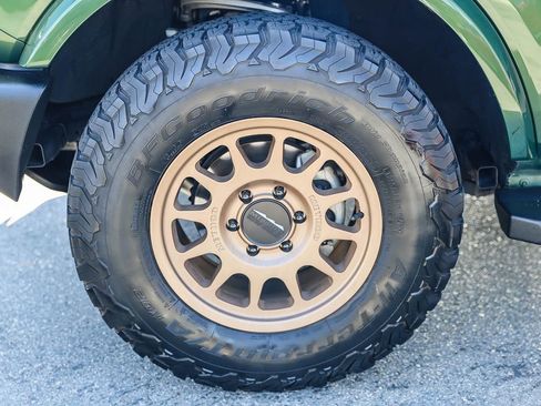 Used 2022 Ford Bronco Outer Banks AWD/4WD image 9