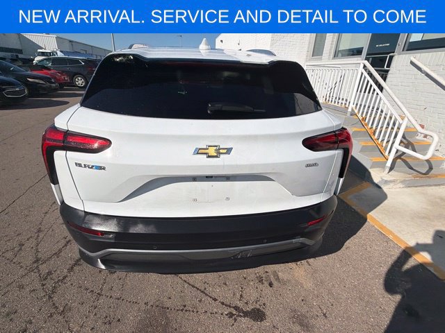 Used 2024 Chevrolet Blazer EV LT AWD/4WD image 9