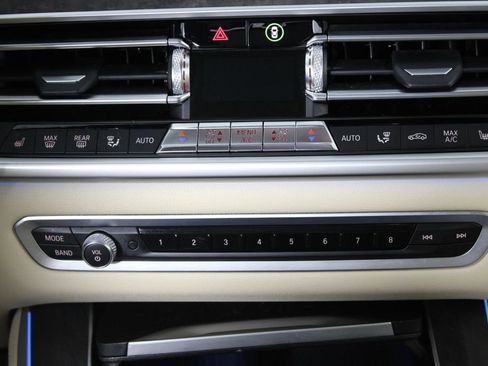 Used 2022 BMW X5 xDrive45e w/ Premium Package image 20