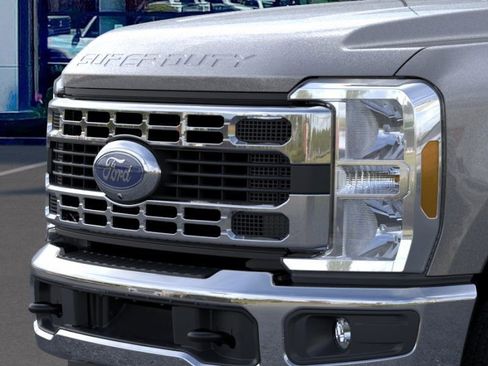 New 2026 Ford F350 XLT w/ 360-Degree Camera Package image 17