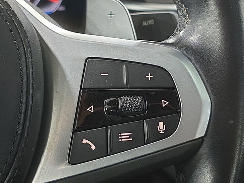 Used 2023 BMW M550i xDrive w/ Dynamic Handling Package image 14