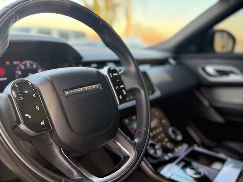 Used 2019 Land Rover Range Rover Velar R-Dynamic SE image 15