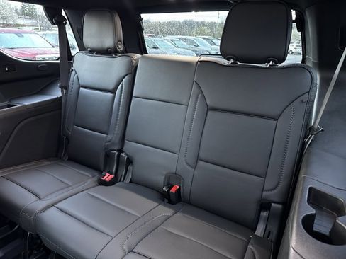 Used 2023 GMC Yukon Denali w/ LPO, Floor Liner Package image 7