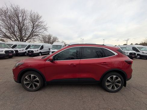 Used 2023 Ford Escape Platinum w/ Class II Trailer Tow Package image 8