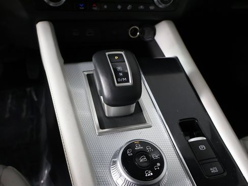 Used 2023 Mitsubishi Outlander SEL image 51