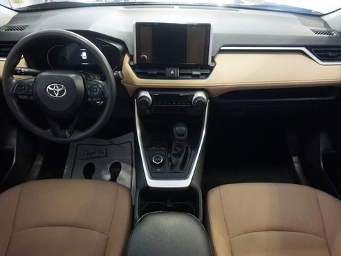 Certified 2025 Toyota RAV4 LE AWD/4WD image 25